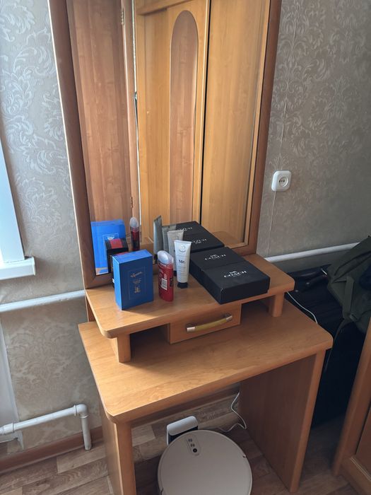 Продам спальный гарнитур