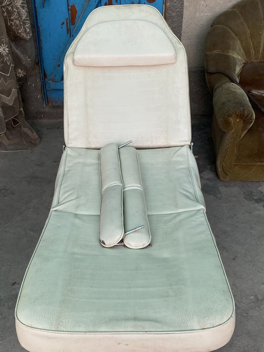 Косметологическая кушетка