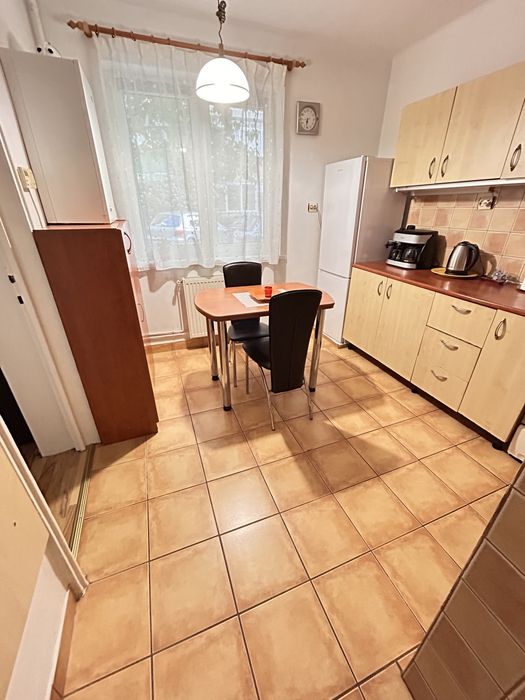 PERSOANA FIZICA Inchiriez apartament 2 camere zona CENTRU / THE OFFICE/ Piata Mihai Viteazu
