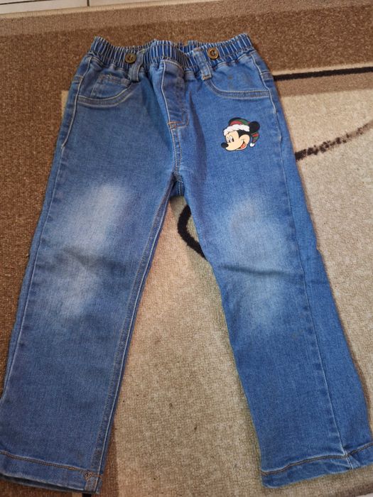 Продавам дрешки, размер 98