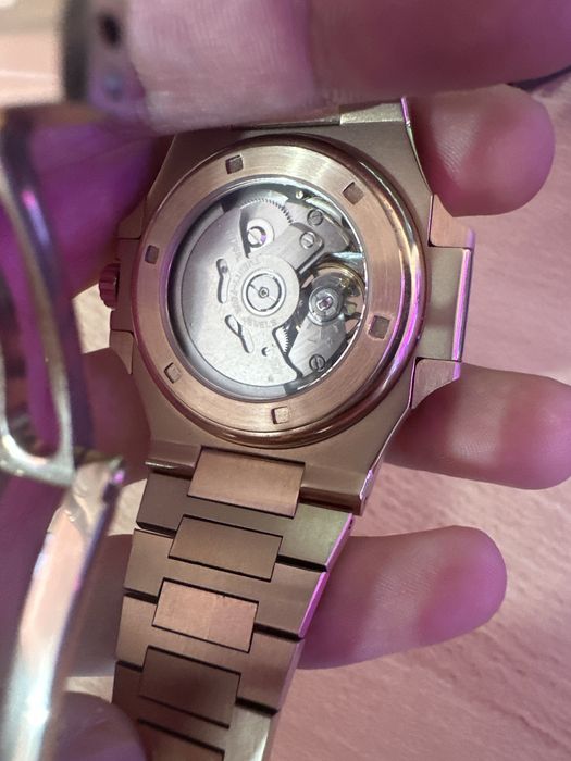 Продавам Seiko Nautilus Open heart