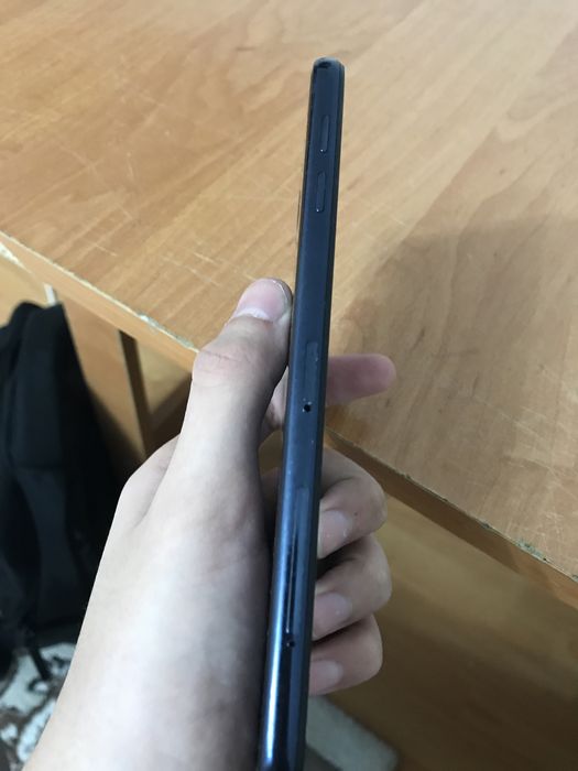 Телефон SAMSUNG J4+