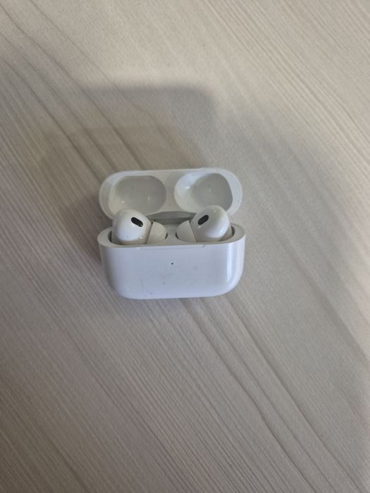 Air pods pro white