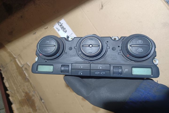 Comanda AC Volkswagen VW Golf a 5-a generatie