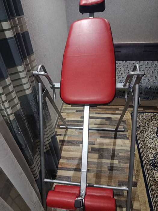 Продам инверсионный стол срочно