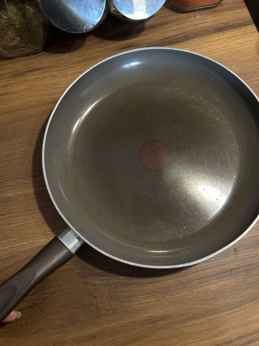 Tefal тиган незалепващ