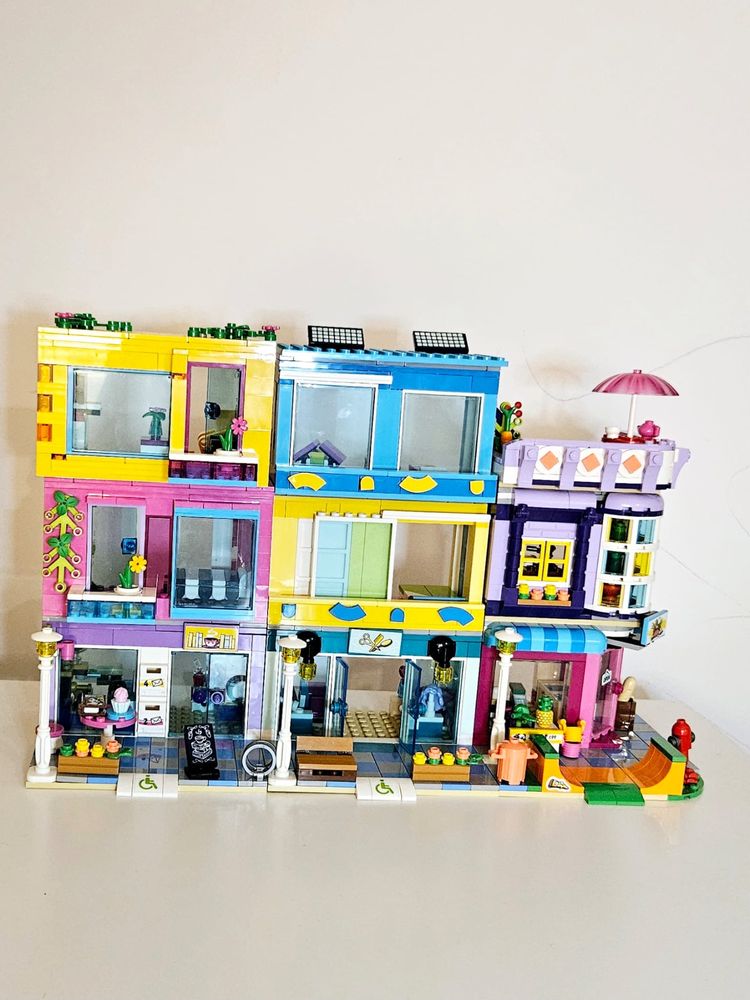 Lego Friends 41704 - Main Street Building (2022) Bucuresti Sectorul 4 ...