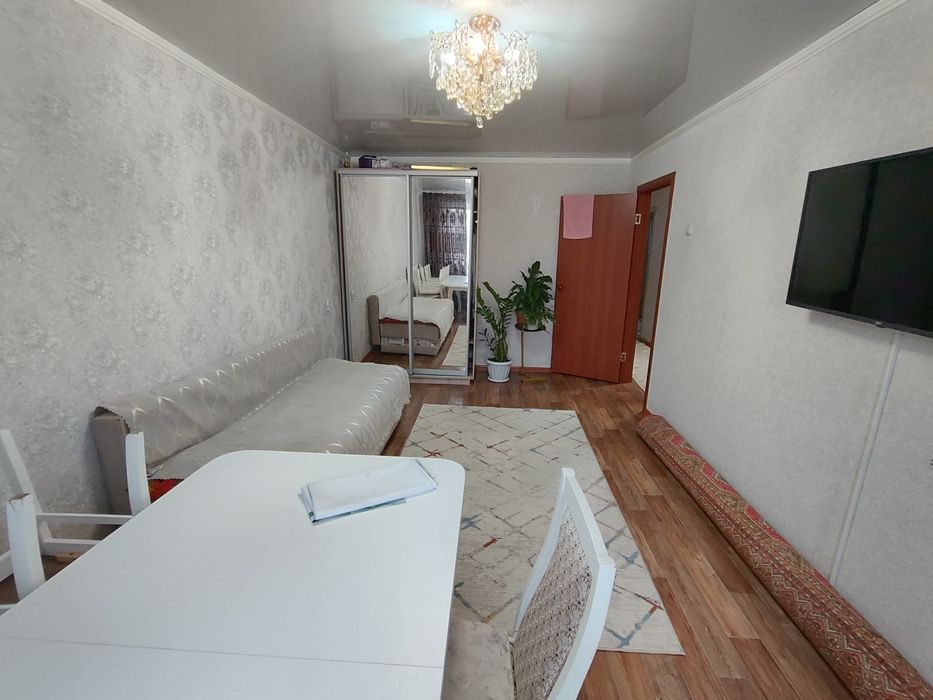 Продается 3-комн (4-87, 1 эт) с ремонтом