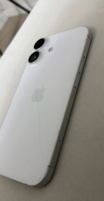 iPhone 17 white 256 гб айфон базовый белый