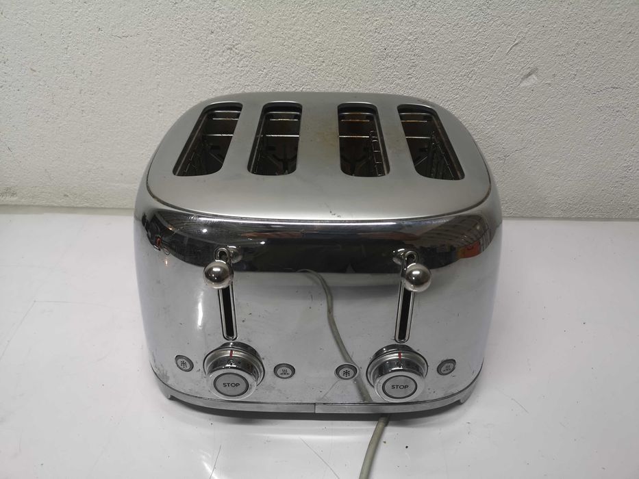 Тостер - Smeg 2100 W