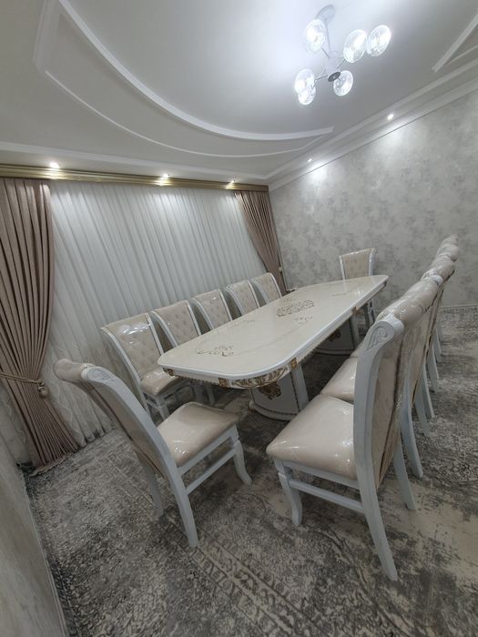 Stol stullar mehmonxonaga yongoqdan