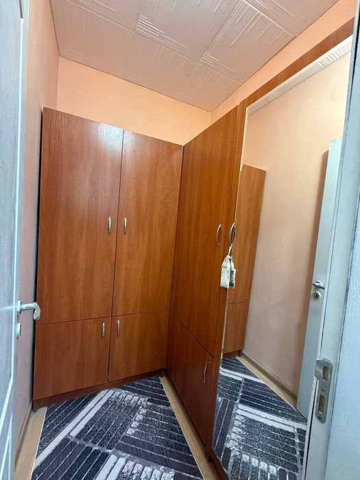 Отдавам под наем 2-стаен апартамент - кв. Възраждане