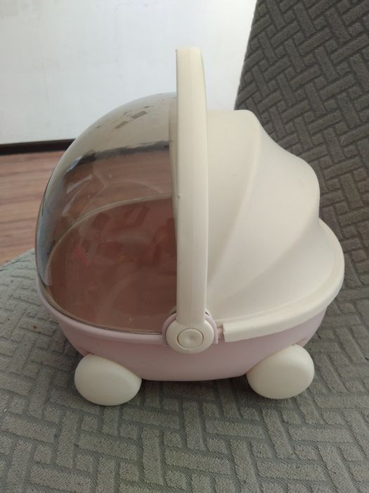 Продам игрушечную коляску