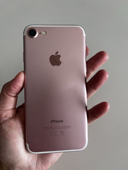 iPhone 7 32GB - работещ!