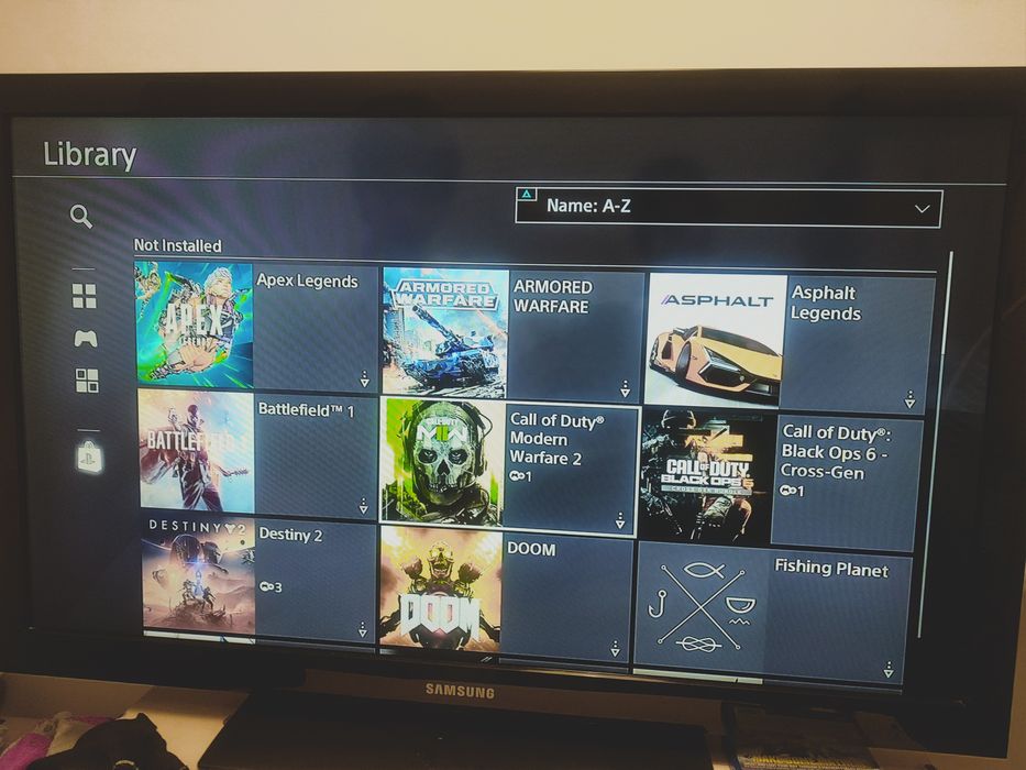 Vând PS4 pro special edition Marvel Spider-Man