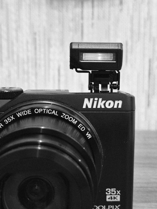 Nikon Coolpix A900