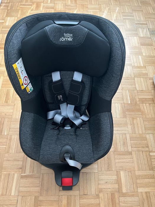 Scaun auto rotativ pentru copii cu baza inclusa Britax