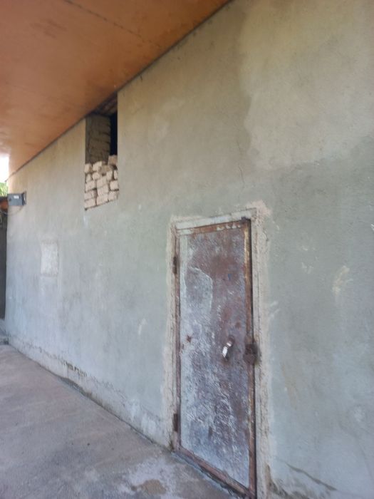 Ховли участка сотилади