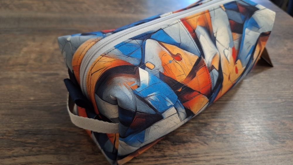 Borseta cosmetice / necessaire /pouch