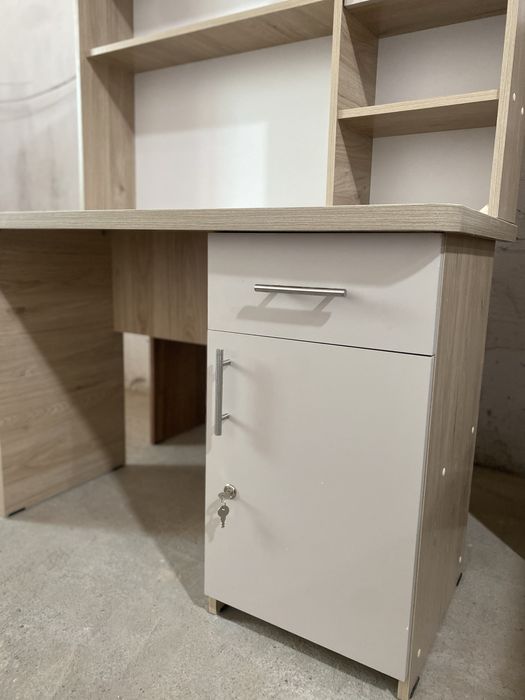 Письменный стол от производителя