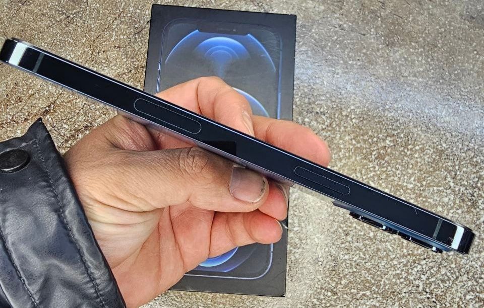 iPhone 12 Pro Max 128 GB karobka