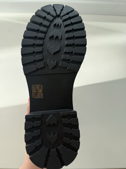 Зимние ботинки челси