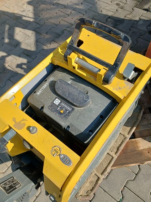 Placa compactoare WACKER 225 kg  + 95kg