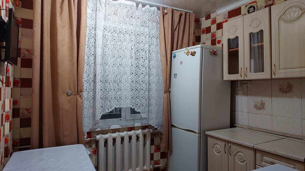 Продам с Красный Яр  двухкомнатную квартиру. 8 200, 0 т