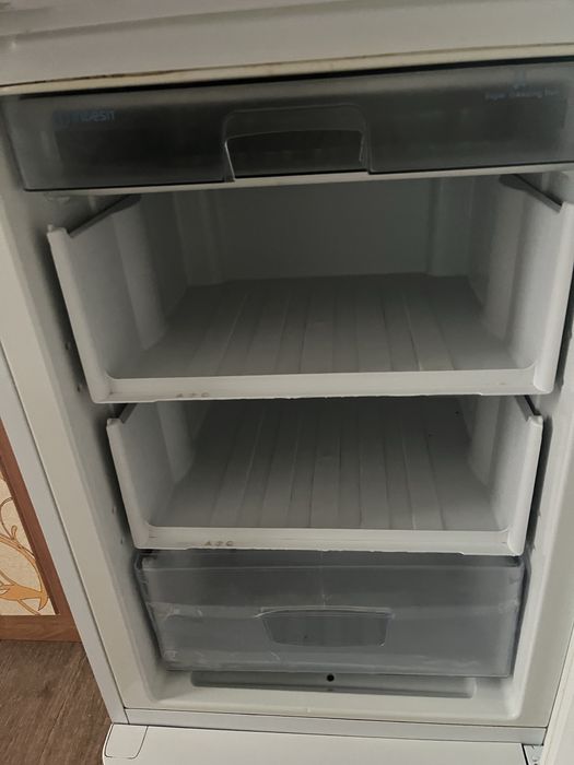 холодильник indesit