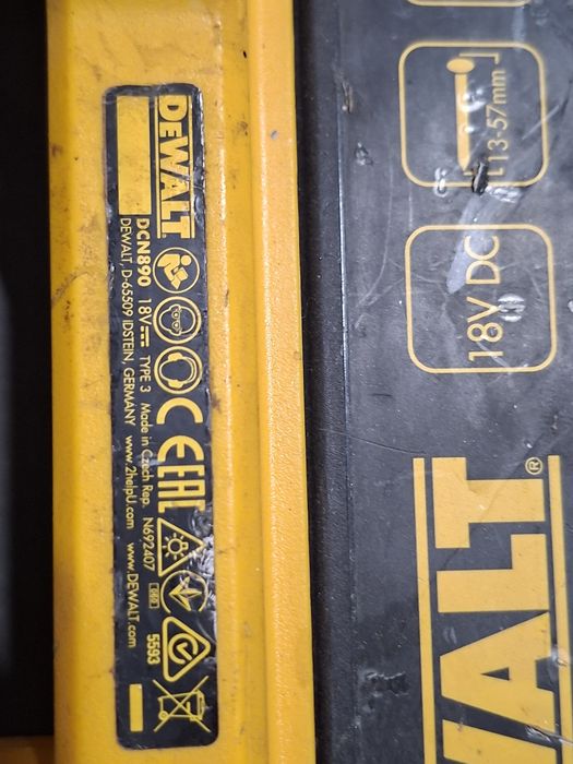 Pistol de cuie dewalt