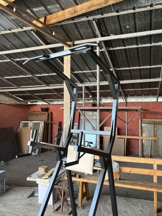 Продам турник хороший