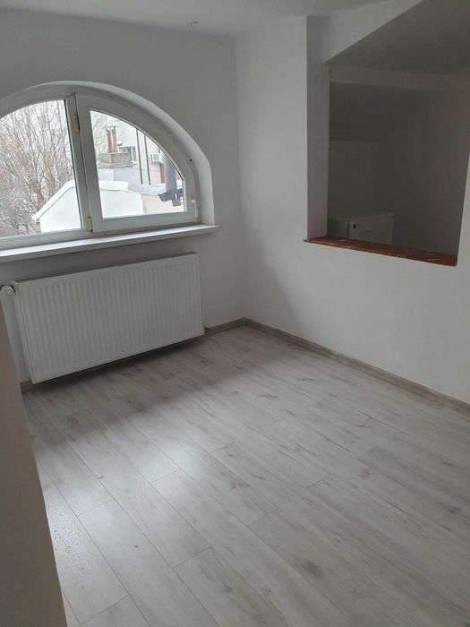 Prima inchiriere -  casa zona Gara de Nord