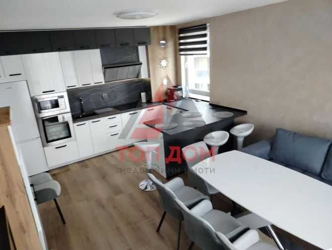 Дава се под наем Тристаен апартамент в Варна, Младост 1 - 100 кв.м за 816 € - Снимка #3