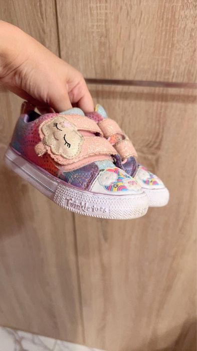 Incaltaminte Skechers mar 25