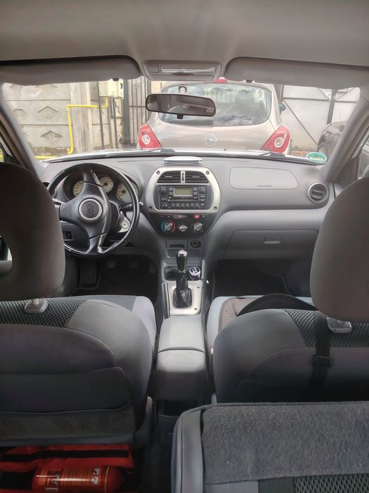 Vand Toyota RAV4 4X4
