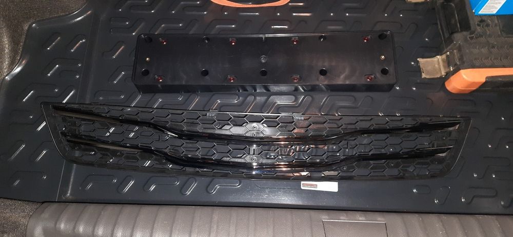 Решётка бампера кобальт малибу хром