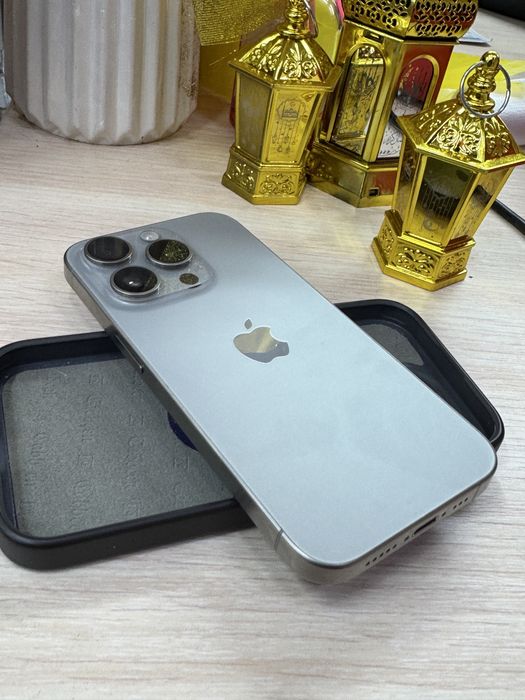 Продам Iphone 15pro