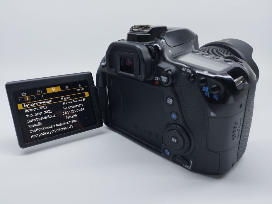 Canon EOS 80D Kit, yaxshi holatda