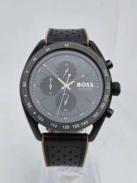 Hugo Boss Chronograph
Chronograph