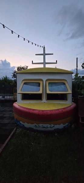 VAND AFACERE LA CHEIE - container MC DONALDS loc de joaca