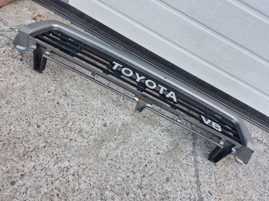Grilă Radiatoare Față Toyota 4Runner 1989-1992.