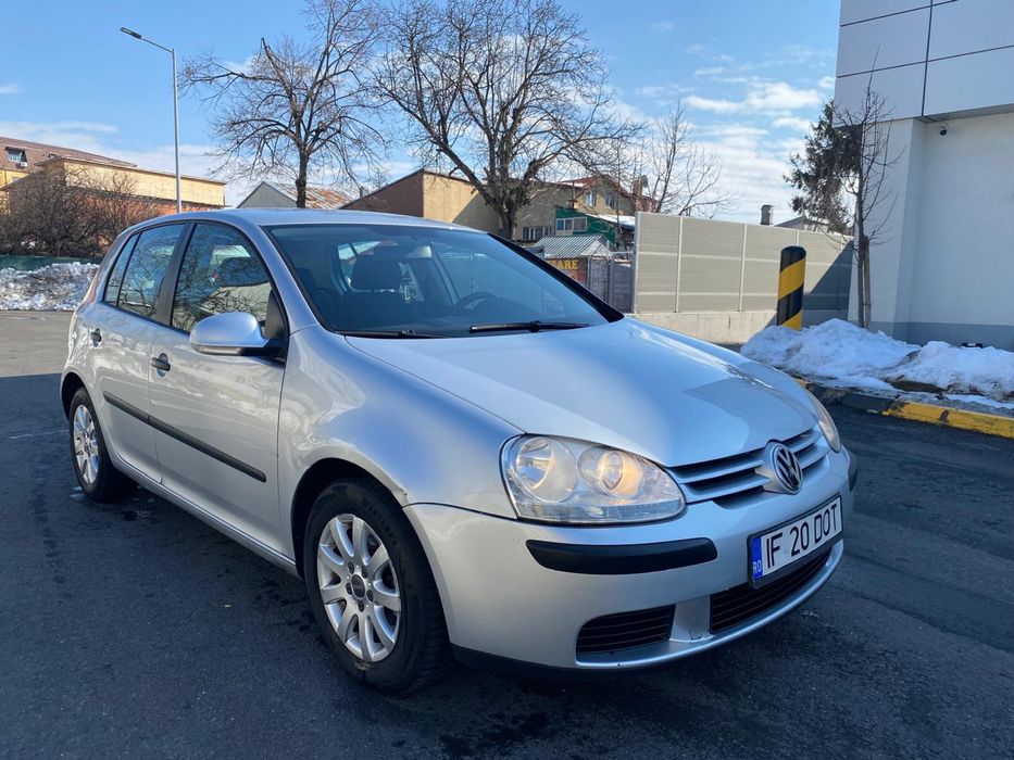 Volkswagen - Golf 5 1. 6 benzina  6 +1 - 115CP - 2007  stare excelentă