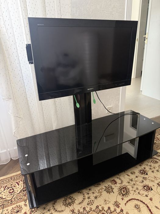 Продам телевизор Sony с подставкой