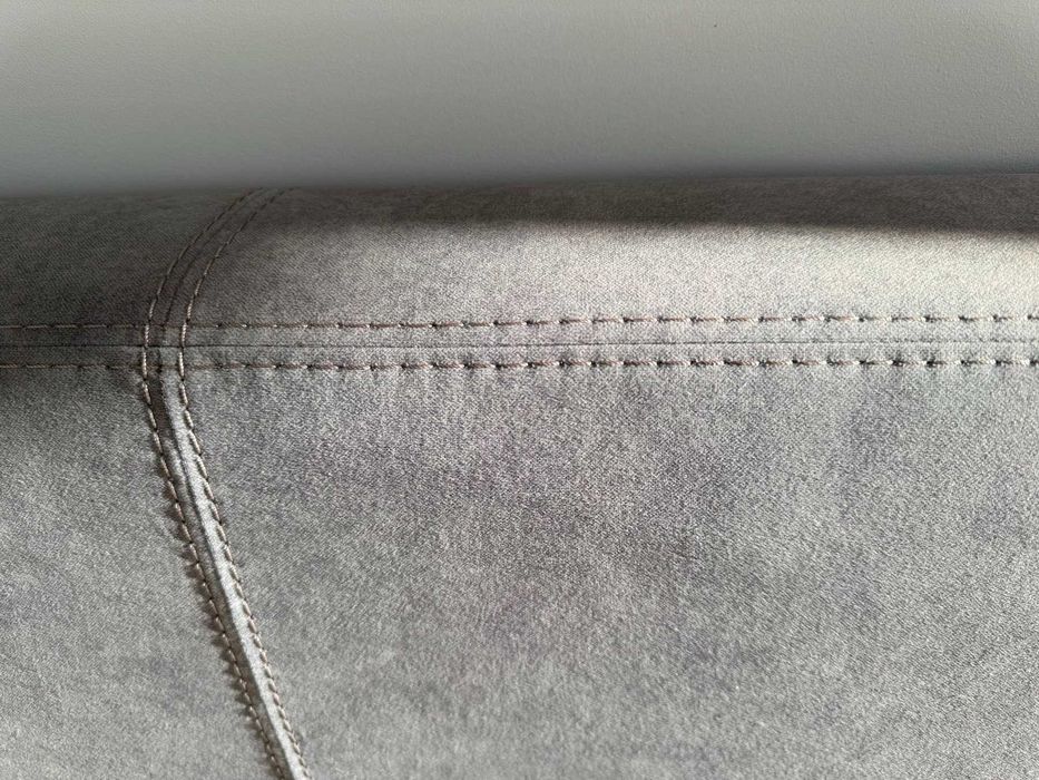 Тапицирана табла за спалня, нова