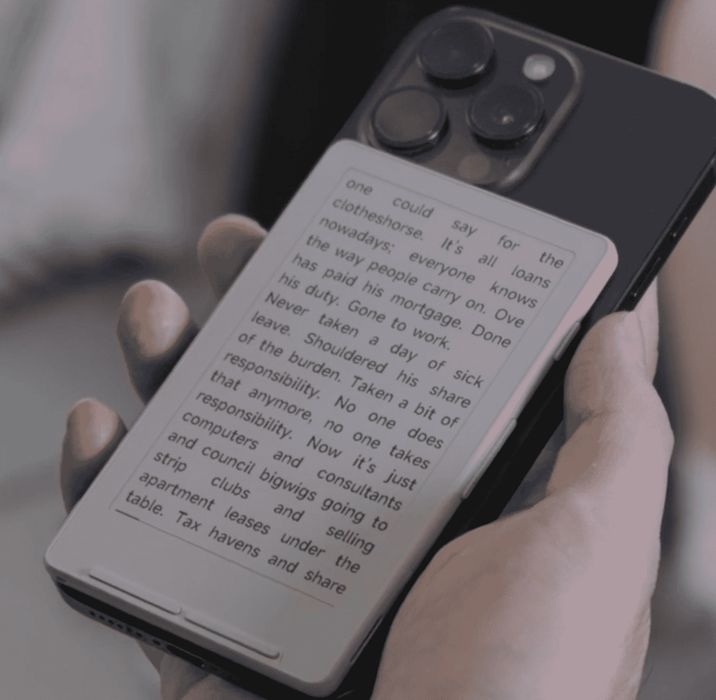 Xteink 4 eInk reader