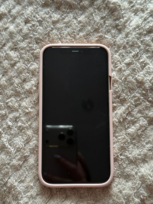 iPhone 11 , 64 gb