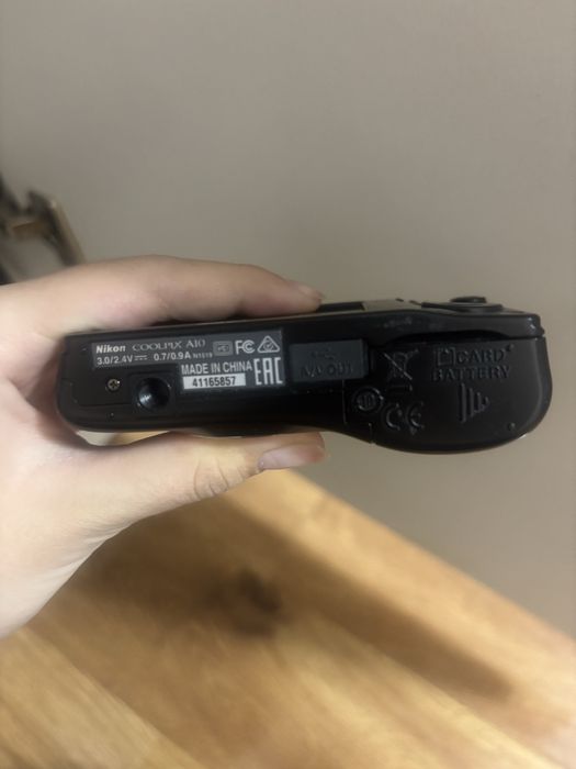 Мыльница nikon coolpixa100