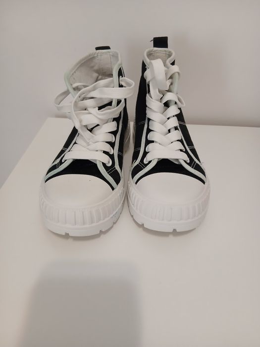 Adidas stil gheată vty