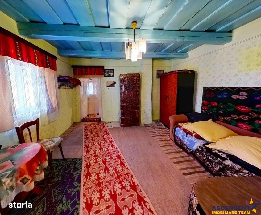 4.300 mp teren, pomicultura +casa traditionala, anexe, Craiesti, Mures