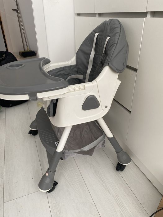 Детский стульчик для кормления